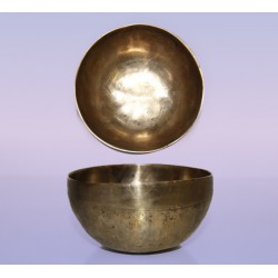 Чаша поющая VIK40-500 ручная ковка 9 металлов вес от 501 до 600 г d-13-15 h-7см Целительные Индия.