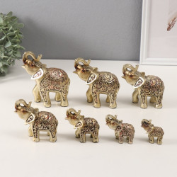 Набор фигурок полистоун «Слоны, попона в листьях», 7 шт